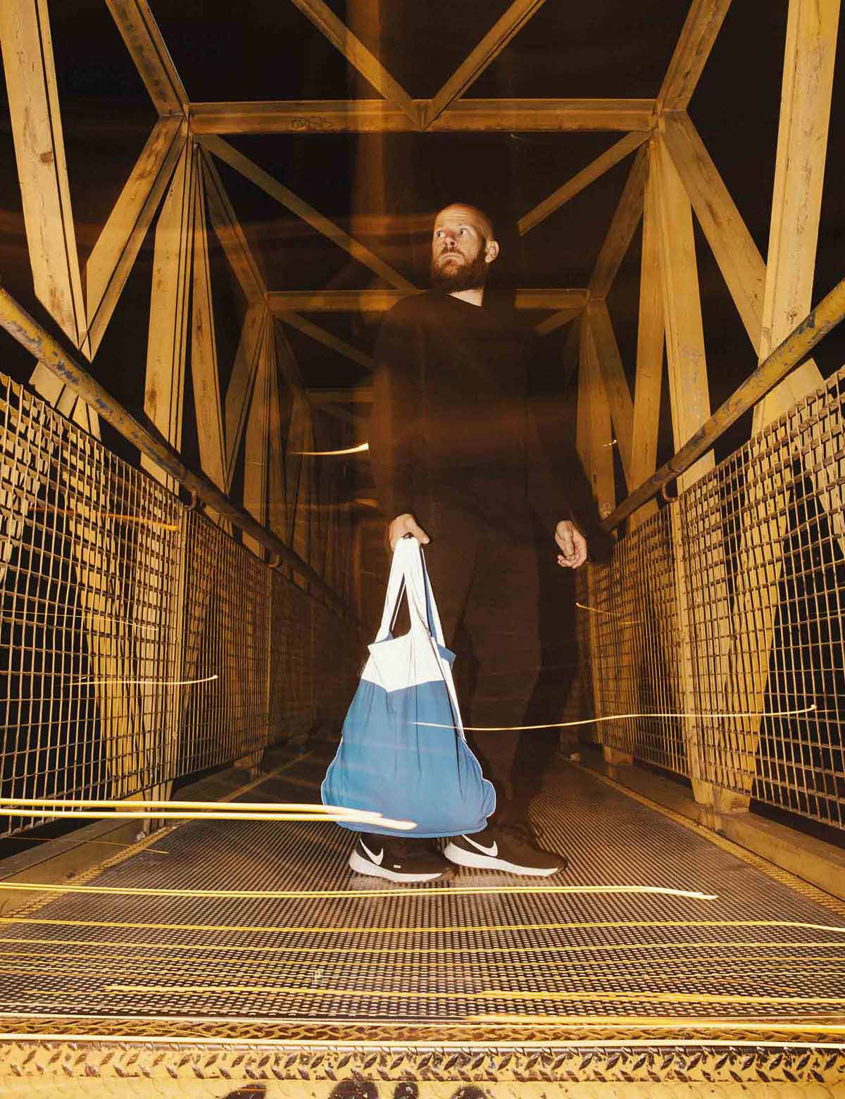 #color_reflective blue