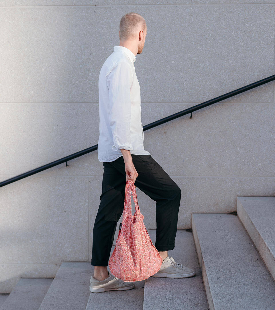 Notabag Hello World – Rose/Red - Notabag - convertible bag - bag & backpack - reusable bag