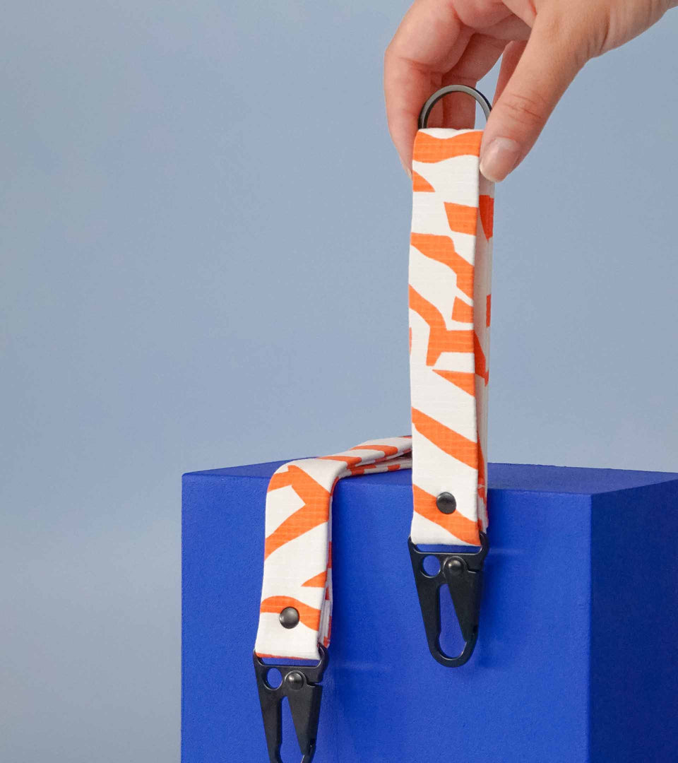 Notabag Keychain – Peach Twist - Notabag - convertible bag - bag & backpack - reusable bag